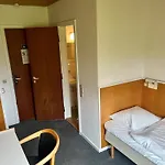بيت ريفي Blommenslyst Kro 3*