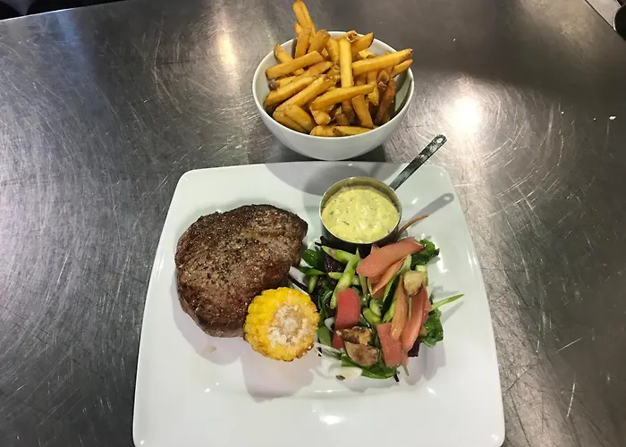 Blommenslyst Kro بيت ريفي