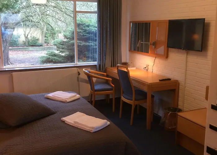 بيت ريفي Blommenslyst Kro بلومِنسلوست